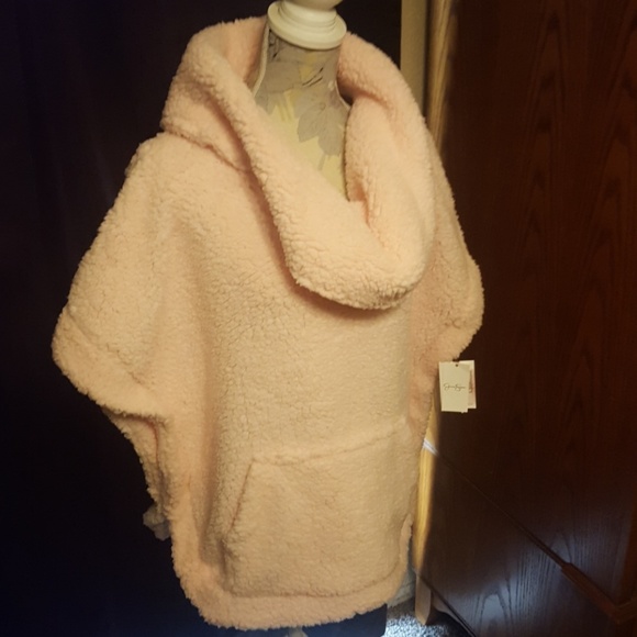 Pink pullover - Picture 2 of 5